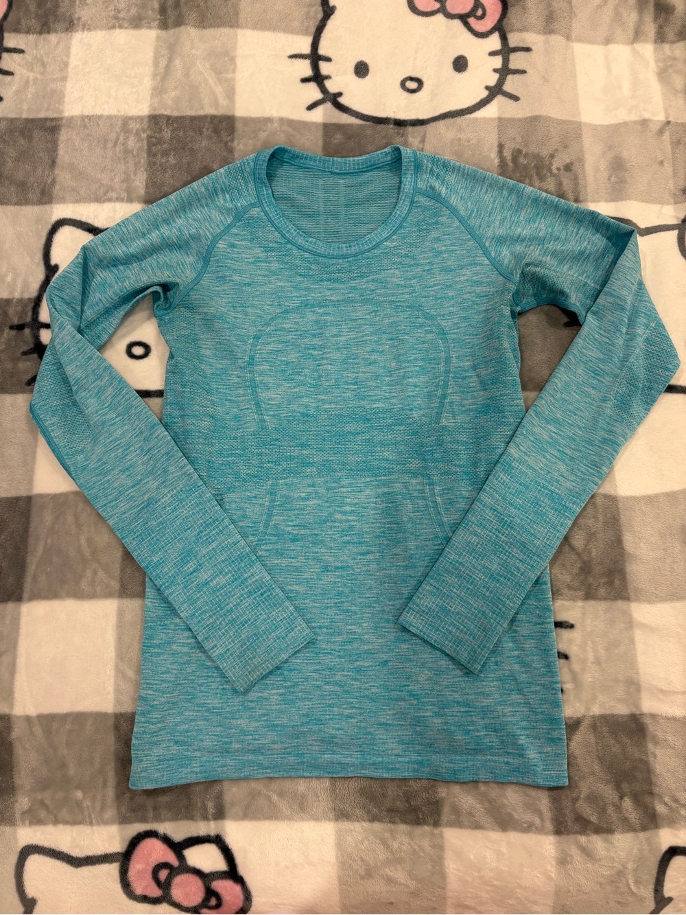 Lululemon Turquoise Blue Seamless Long Sleeve Athletic Top